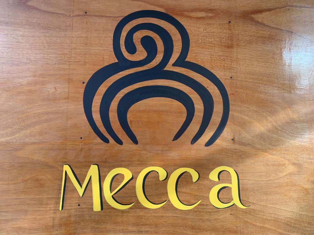 Mecca Hotel Puerto Viejo de Talamanca Bagian luar foto