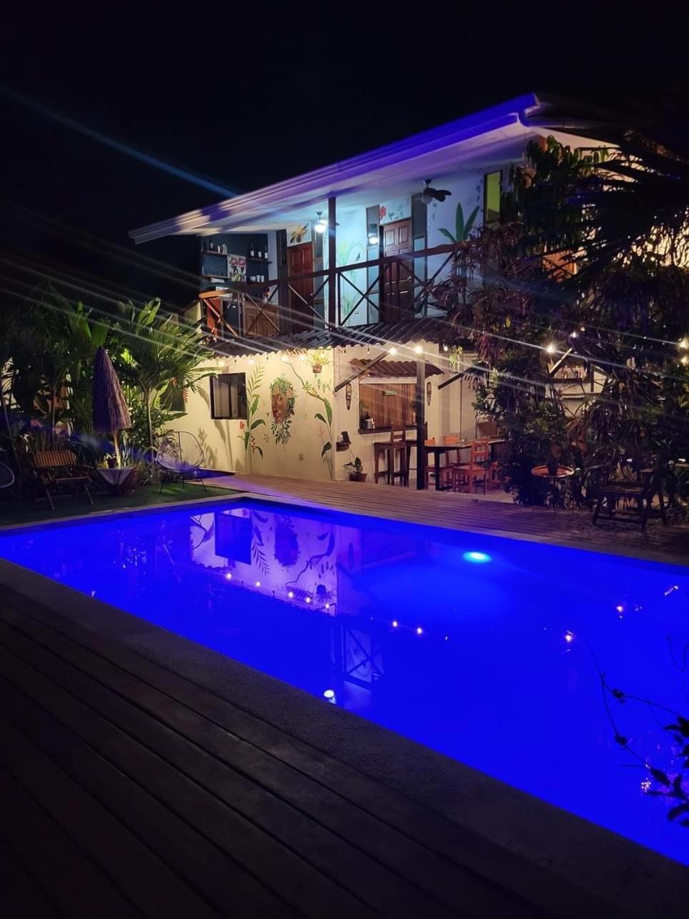 Mecca Hotel Puerto Viejo de Talamanca Bagian luar foto