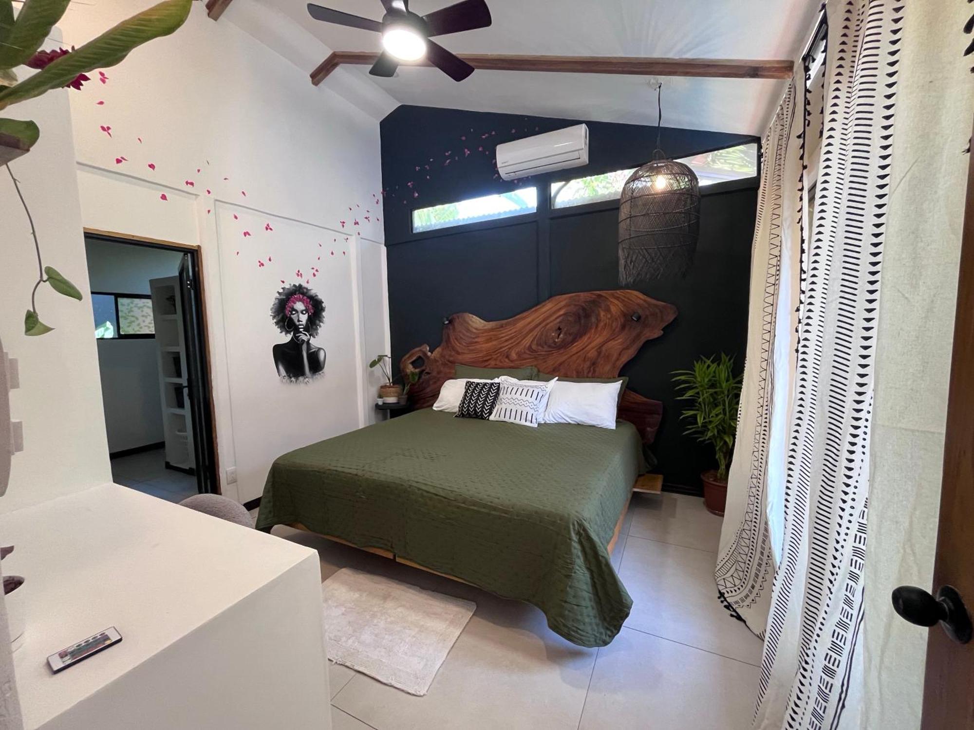 Mecca Hotel Puerto Viejo de Talamanca Bagian luar foto